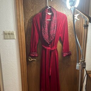 Diamond Tea Supply Co. Rich Red Women's Robe